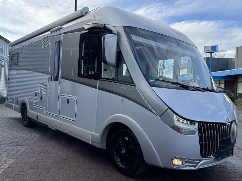Carthago Chic C-Line I 4.9 LE Mercedes- Camas longitudinales foto: 3