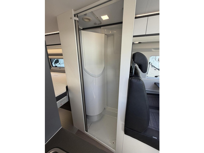 Adria Twin Supreme 640 SGX 9T-Automatic Solar Panel Lithium Maxxfan photo: 22