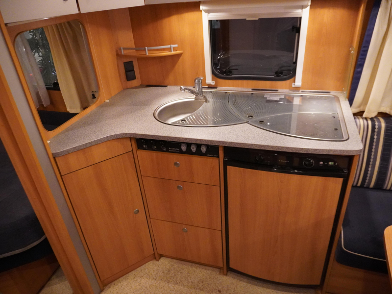 Dethleffs Camper 450 DB MET LOSSE LUIFEL  foto: 9