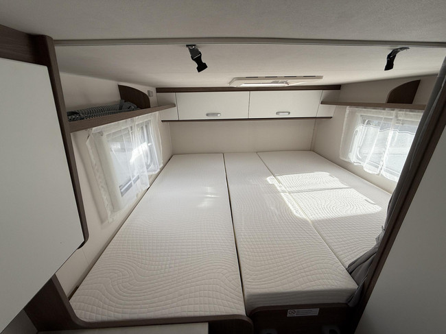 Carado V 337 Pro+ Automaat foto: 10