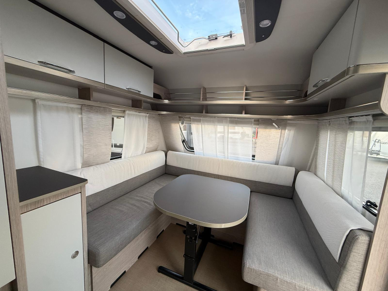 Bürstner Premio 530 TL Top conditie!  foto: 4