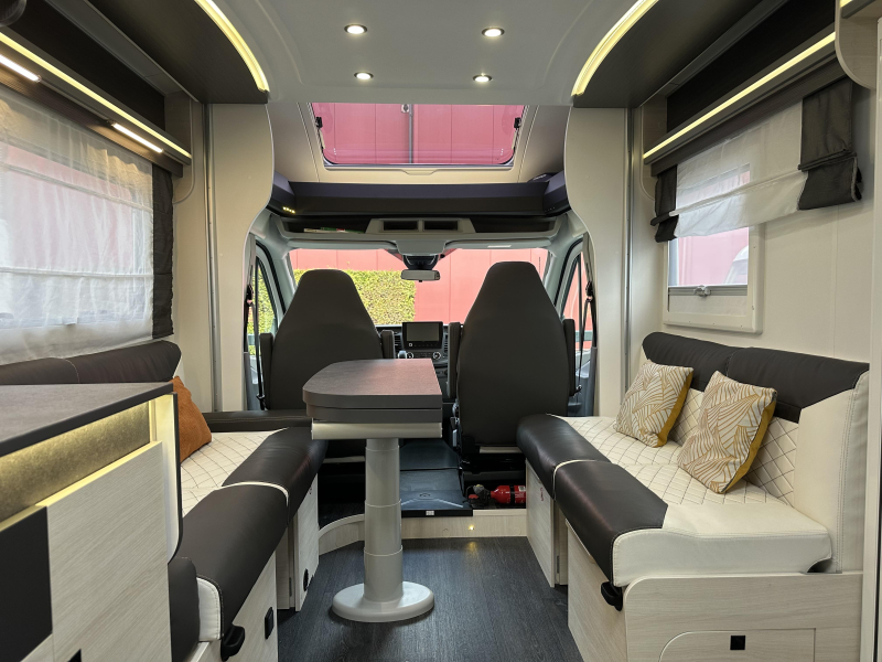 Chausson 640 Titanium Premium 1e eigenaar, nieuwstaat  foto: 6