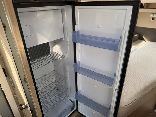 Knaus SKY TI 650 MF / Stockage gratuit photo : 10