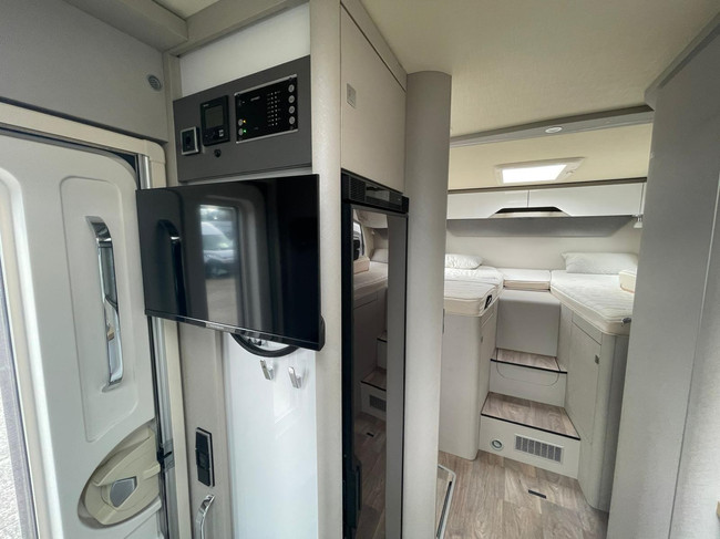 Hymer Tramp S 685 Mercedes Foto: 14