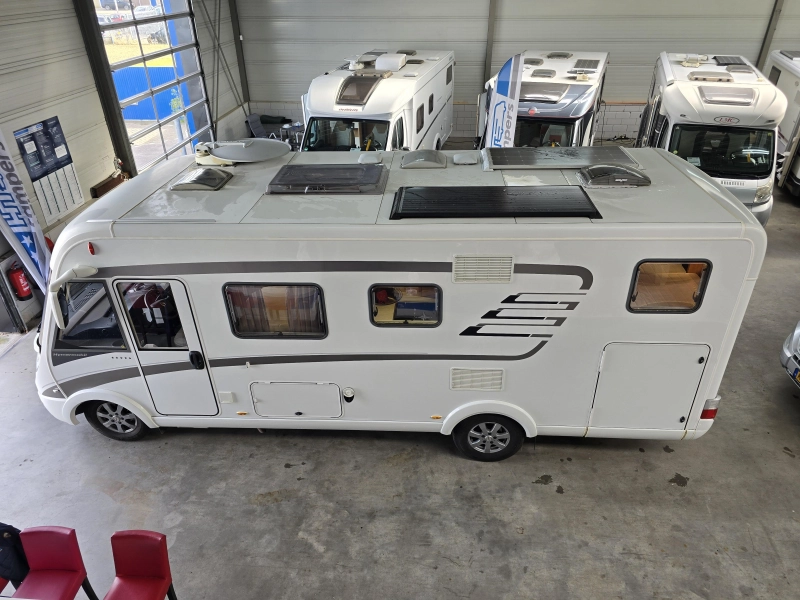 Hymer BML in top staat 2014  foto: 6