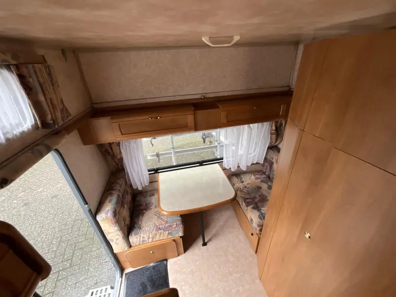 Rapido Club 39 T HEFDAK-VOORTENT 