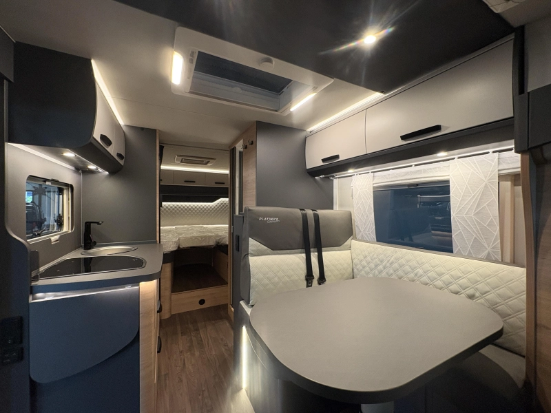 Knaus L!ve Ti 650 MEG Platinum / camas bajas foto: 12
