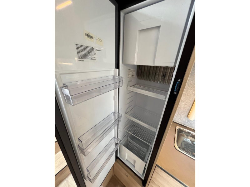 Dethleffs Just 90 T T6815 Klimaanlage, Einzelbett Foto: 10