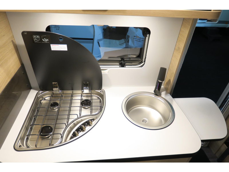 Weinsberg CaraOne 500 FDK STAPELBED+GARAGE 1700 KG  foto: 8