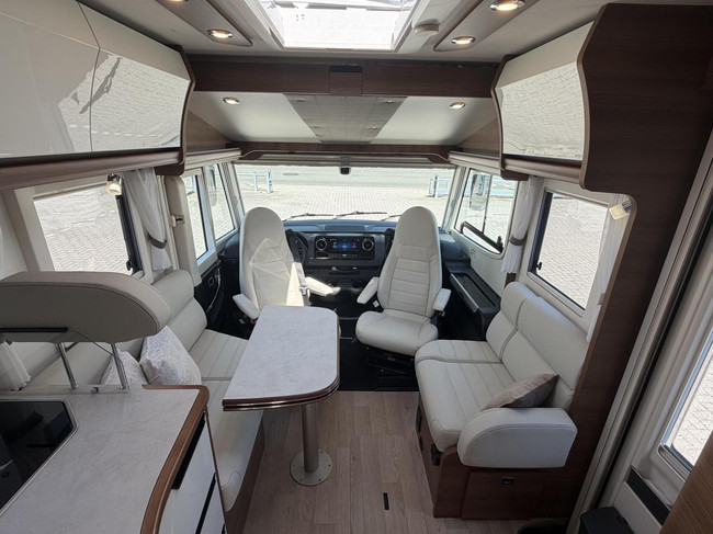 RAPIDO M96 Queensbed EP Level 2X Airco Omvormer Zonnepaneel foto: 13