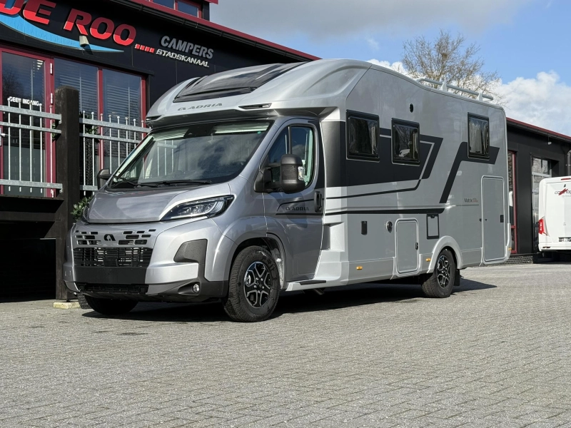 Adria Matrix Supreme 670 DL Automaat - 180PK - 44H  foto: 8