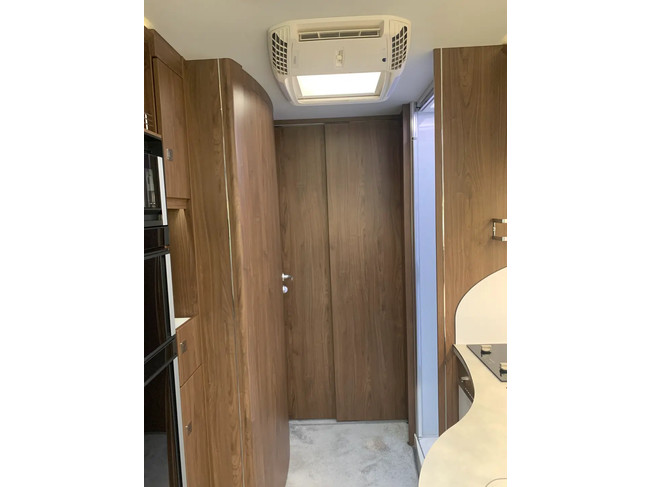 Frankia F-Line Titan 840 QD Fiat 160 PK automaat foto: 12