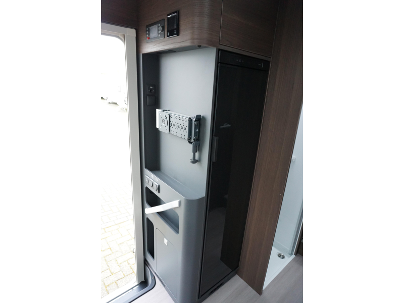 Adria Coral Supreme 670 DL 180pk/aut./4400kg  foto: 12