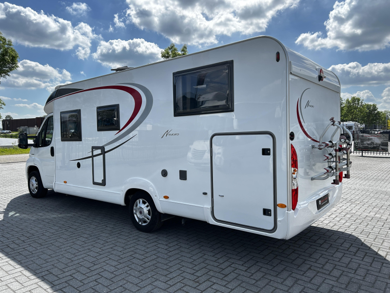 Bürstner Nexxo 728 T Enkele-bedden/2015/Euro-5  foto: 2