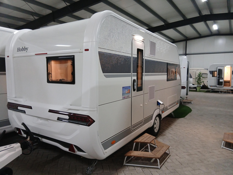 Hobby De Luxe 460 SL  foto: 1