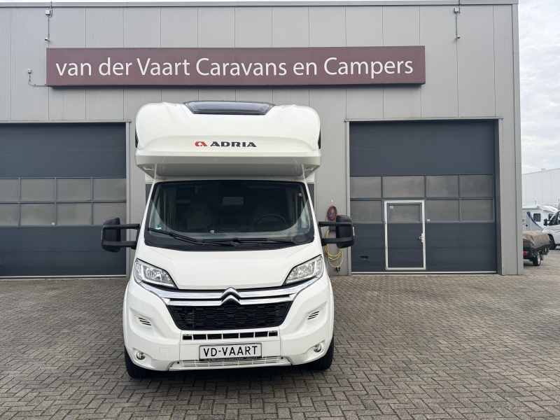 Adria Coral XL Plus A 670 SL  foto: 3