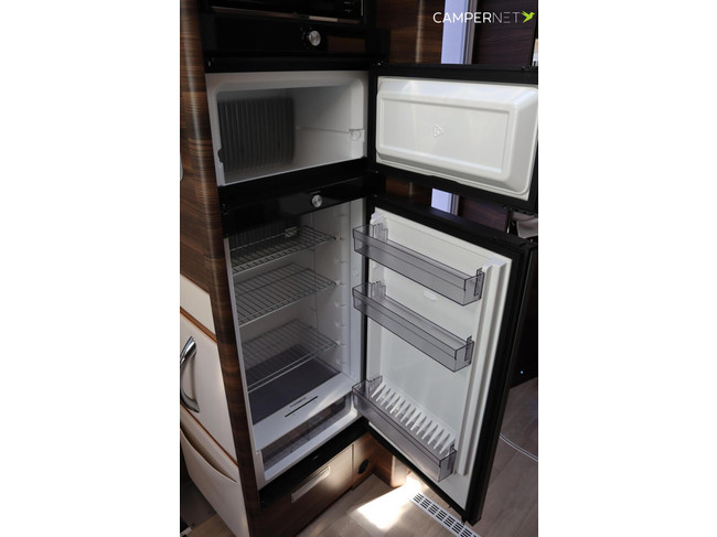 Laika ECOVIP H4109DS 180hp Automatic | Leveling system | Alde heating | Cabinets instead of Drop-down bed | Lithium | Inverter | Single beds | Face photo: 17