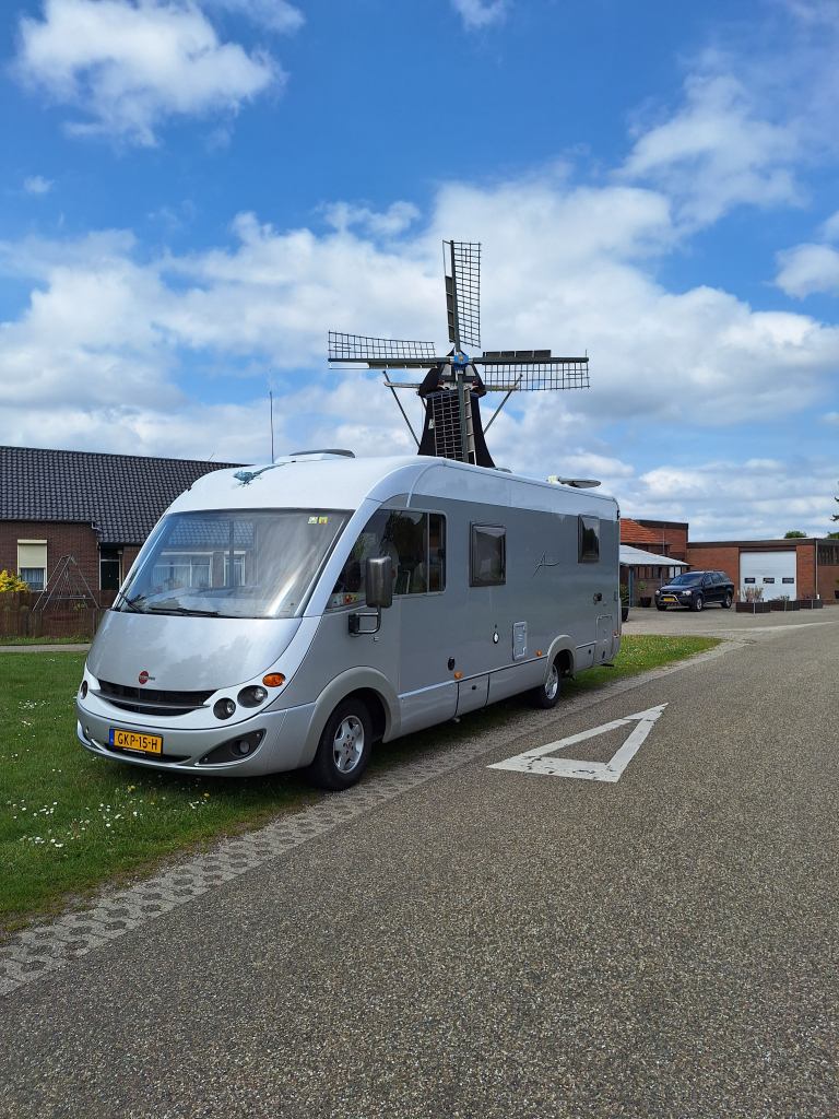 Burnster Aviano 725 i