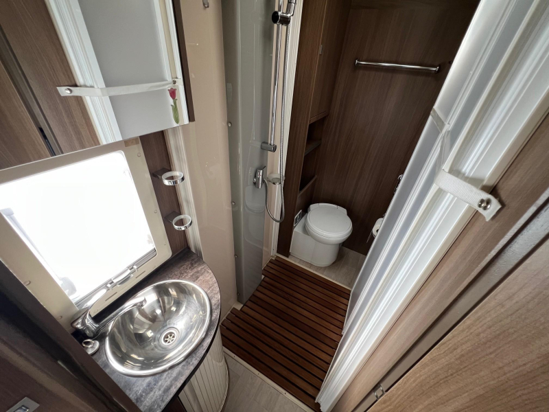 Challenger Prium XL FULL OPTIONS | Levelsyst.  foto: 5