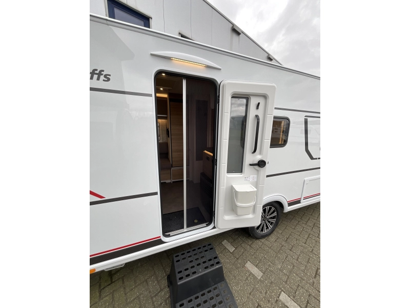 Dethleffs Nomad 460 EL MOVER-LUIFEL-NIEUW MODEL foto: 3