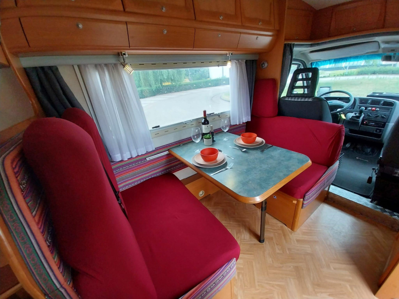 Adria Coral 640 Leuke starters camper!  foto: 4