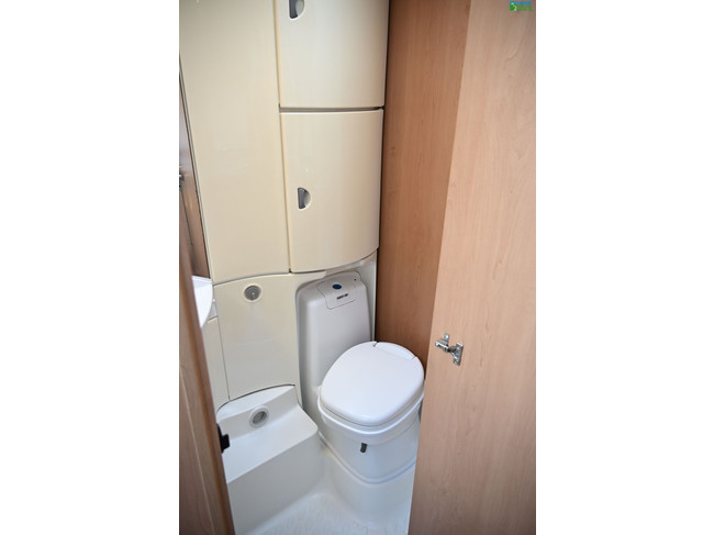 Knaus Südwind NL Premium Line 450TU foto: 15