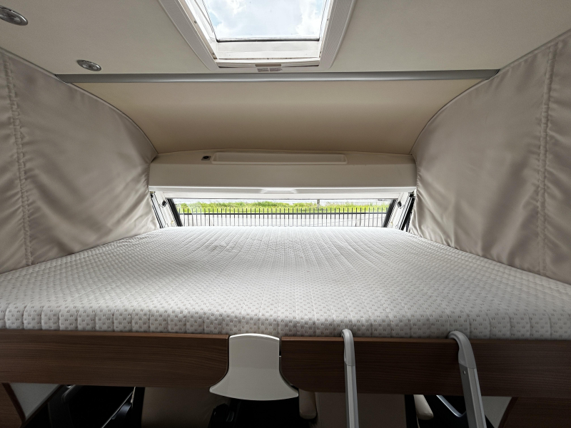 Bürstner Elegance 695 G Queensbed/Automaat/2016!  foto: 11