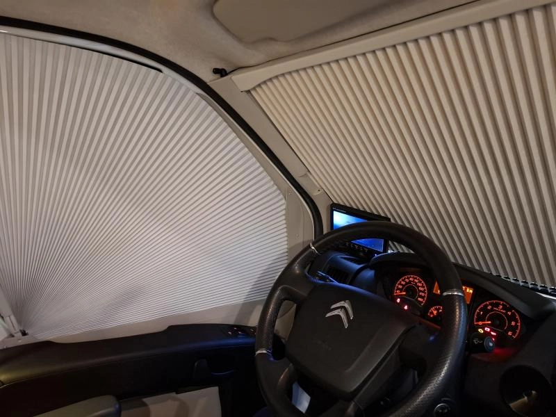 Adria Twin 600 SP 160CV Cama transversal Enganche foto: 15