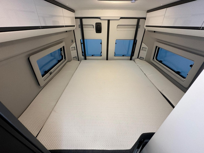 Adria Twin Supreme 640 SGX foto: 4