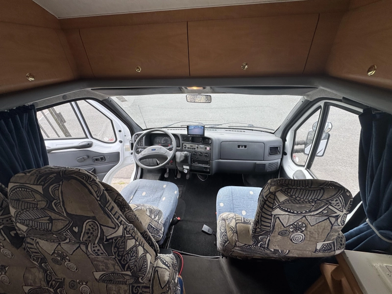 Dethleffs Globetrotter Cama francesa Aire acondicionado dinette foto: 16