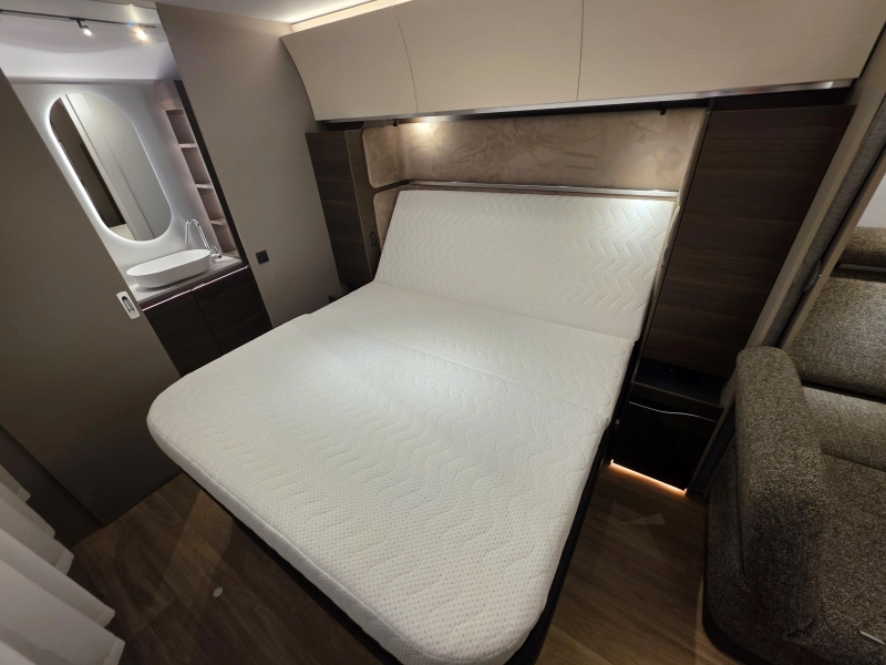 Adria Alpina 663 HT Foto: 7