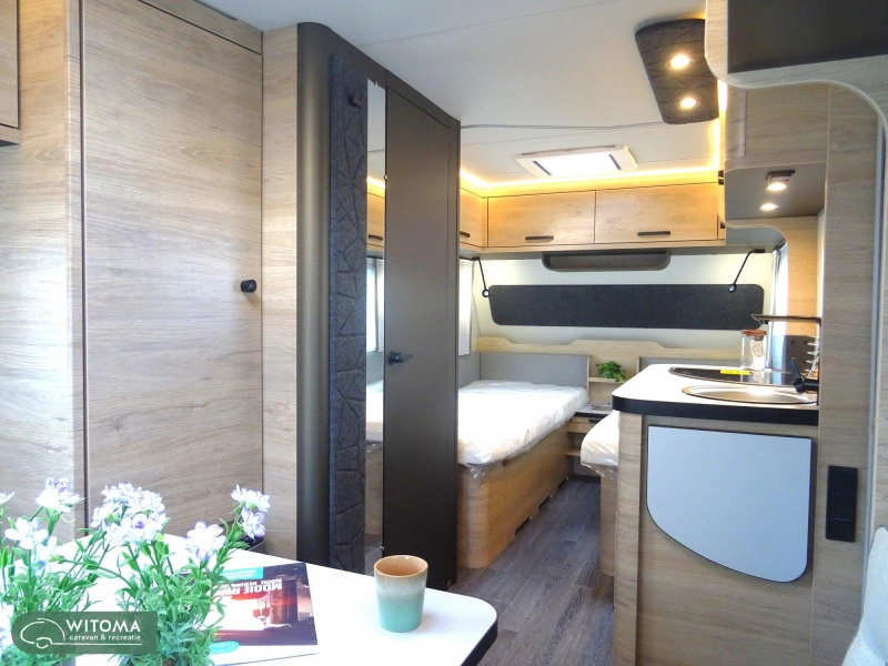 Weinsberg CaraOne Edition HOT 480 EU Enkel bedden  foto: 2