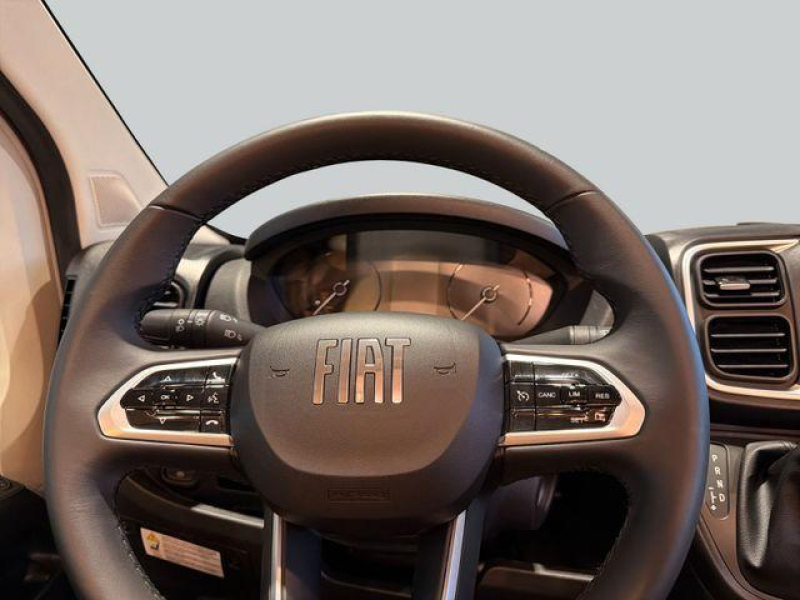 LMC Cruiser V 646 G 70jr Jubileum-Autom-NAVI  foto: 10