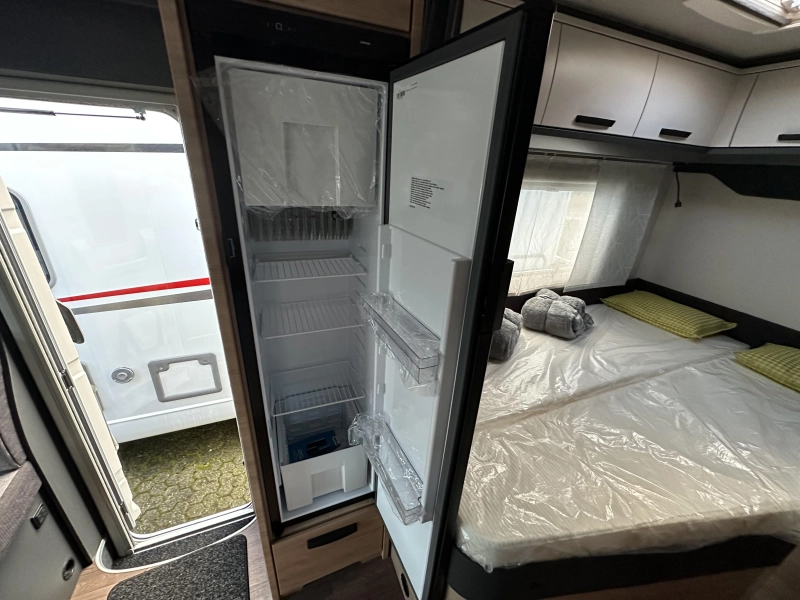 Knaus L!ve Wave 650 MF AUTOMATIK + HUBBETT Foto: 9