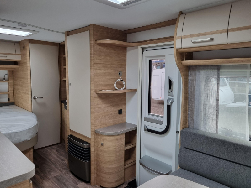 Fendt Bianco Selection 465 SFB  foto: 6