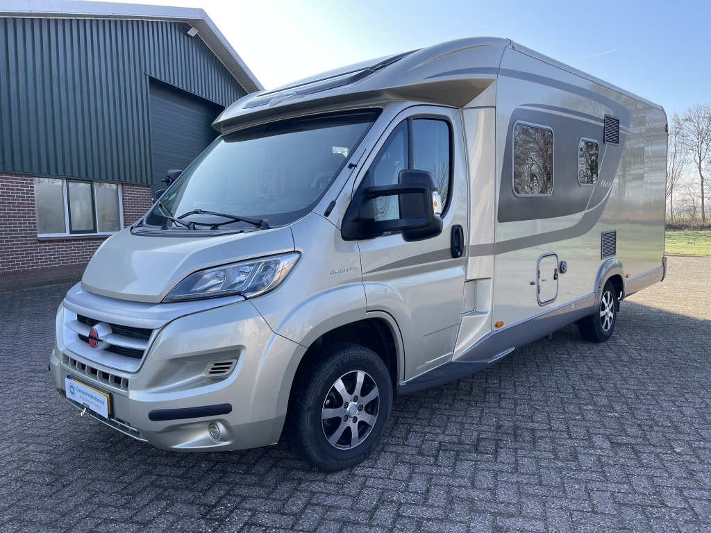 B&uuml;rstner Nexxo T 685 photo: 1