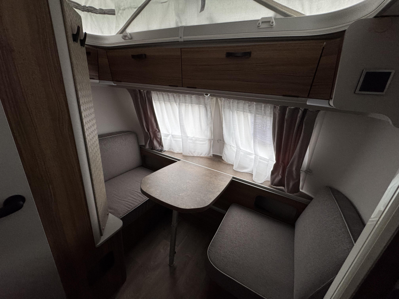 Eriba Touring 542 Foto: 3