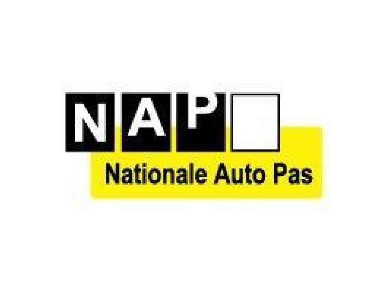 Knaus L!ve Wave 650 MF AUTOMATIK + HUBBETT Foto: 21