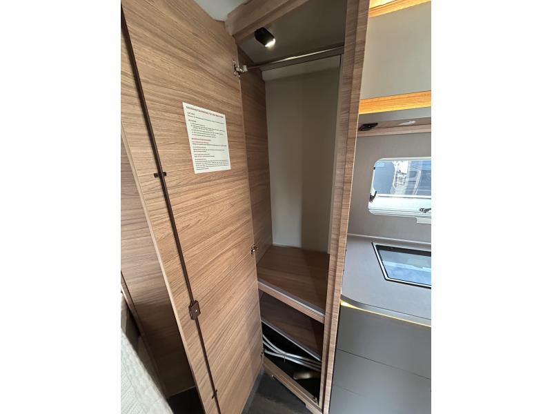 Weinsberg CaraLoft 650 MF Ex-verhuur  foto: 15