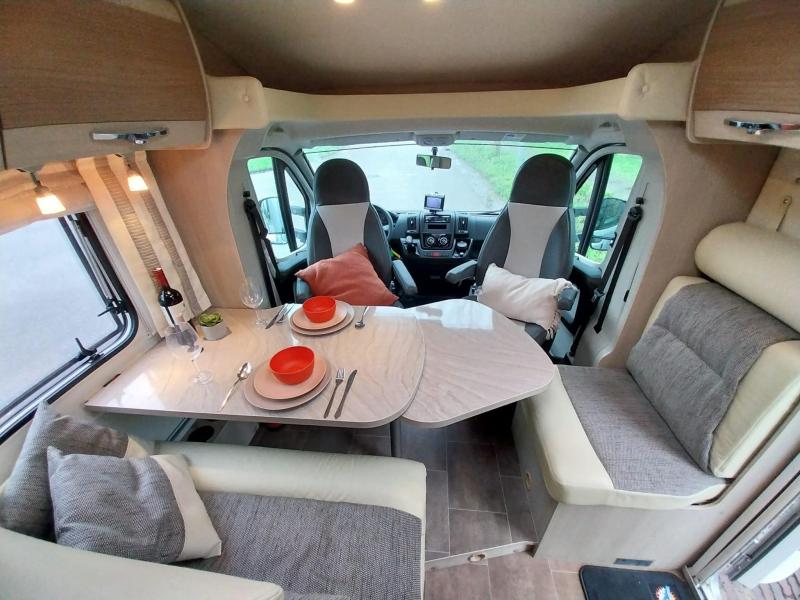 Bürstner Nexxo 728 G enkele bedden, trekhaak  foto: 1
