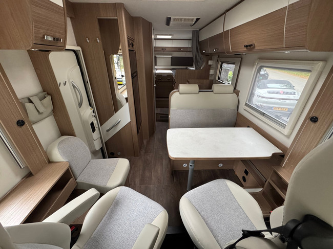 Fiat Ducato Hymer Carado I338 2.3 Einzelbetten Hubbett Klimaanlage Foto: 11