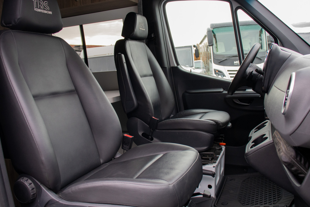 Mercedes Sprinter foto: 39
