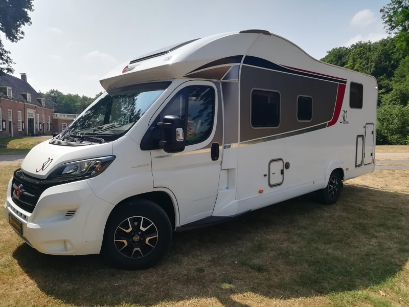 Bürstner IXEO Time 734 met groot zonnepaneel!  foto: 5