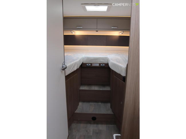 Carado T447 140 PS Automatik | Pro+ Paket | Hubbett | L&auml;ngsbetten | Separate Dusche | Markise | Neu ab Lager lieferbar | Foto: 17
