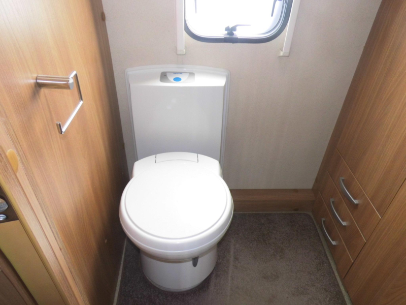 Swift Challenger 530 Bunk bed! Mover! photo: 6