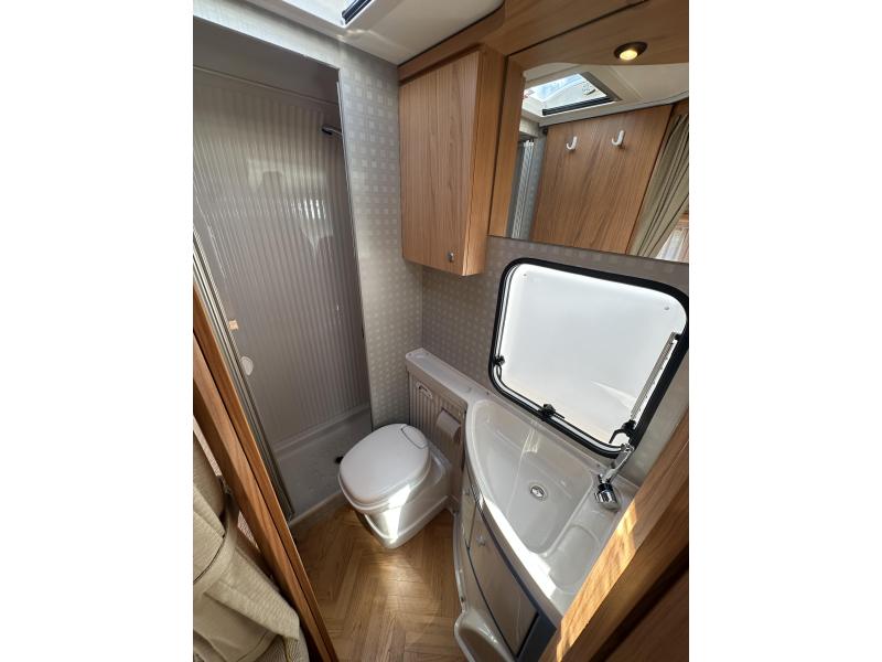 Bürstner Privilege 615 T Fiat 128PK Dakairco Oven  foto: 11