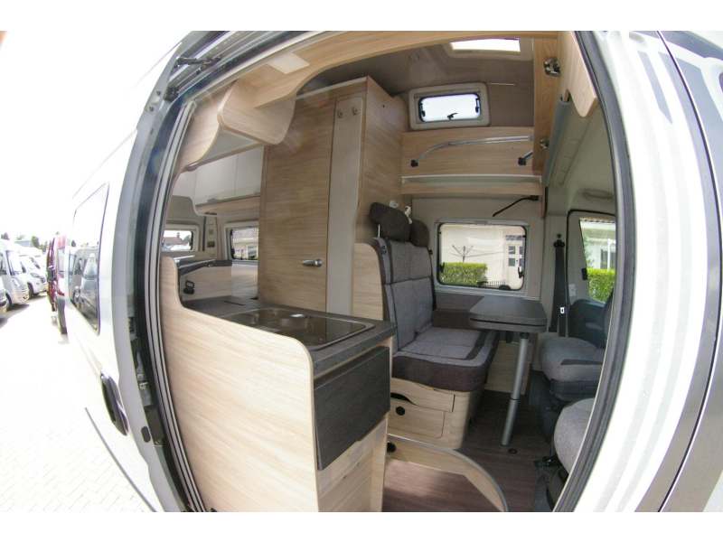 Knaus Boxstar 600 LIFETIME XL Camas individuales, 4 personas. foto: 5