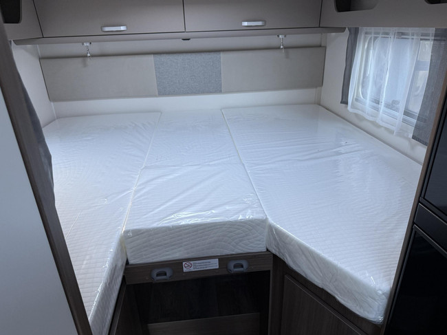 Carado T448 Pro+ Autom&aacute;tico 5 asientos y plazas para dormir foto: 11