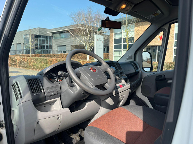 Chausson Flash 08 | Fiat Ducato 130 MultiJet | Markise | Kamera | Fahrradtr&auml;ger | Klimaanlage (Motorbereich) | Carplay | TV | Pilotensitze Foto: 7