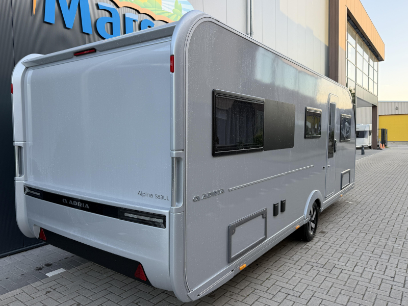 Adria Alpina Modelo 2027 foto: 3